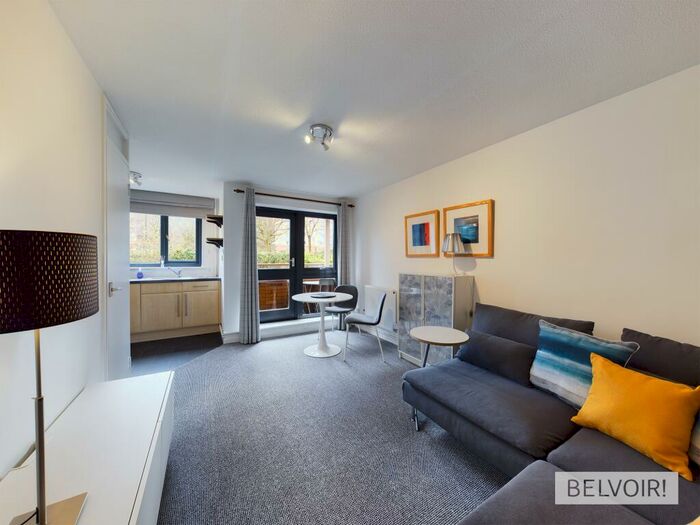 1 Bedroom Flat To Rent In Leslie Bentley House, Parade, Birmingham, B1