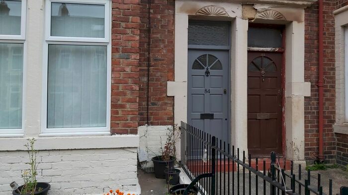 4 Bedroom Maisonette To Rent In Woodbine Street, Gateshead, NE8