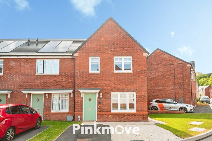 3 Bedroom End Terrace House For Sale In Cape Yelcho Road, Newport, NP20