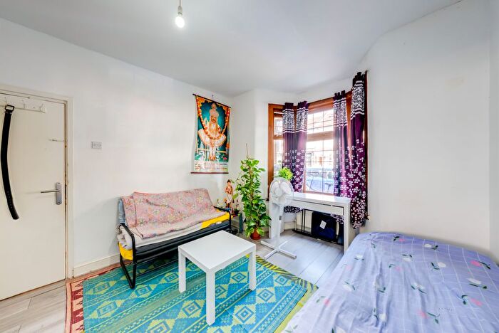 3 Bedroom Terraced House For Sale In Lansdown Road, London, E7