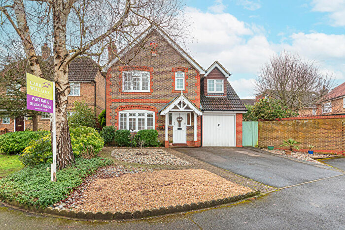4 Bedroom Detached House For Sale In Saturn Croft, Winkfield Row, Bracknell, Berkshire, RG42