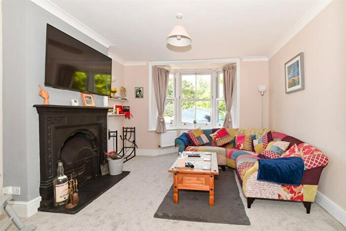 5 Bedroom Semi-Detached House For Sale In Five Oaks Road, Slinfold, Horsham, West Sussex, RH13