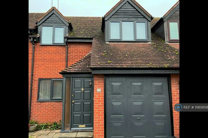 3 Bedroom Terraced House To Rent In Harger Court, Kenilworth, CV8