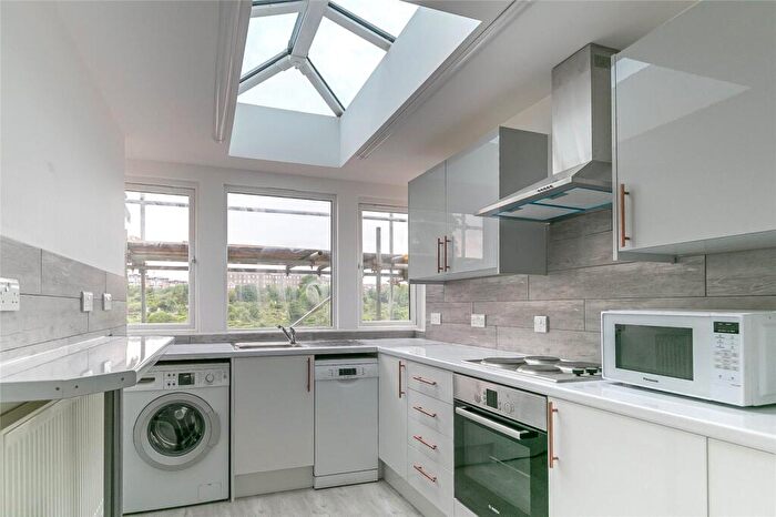 5 Bedroom Maisonette To Rent In Stottbury Road, St Agnes, Bristol, BS7
