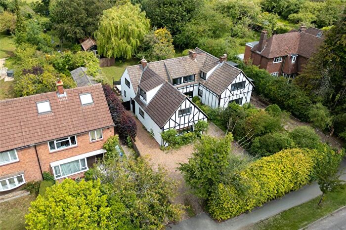 4 Bedroom Semi-Detached House For Sale In Queen Ediths Way, Cambridge, Cambridgeshire, CB1