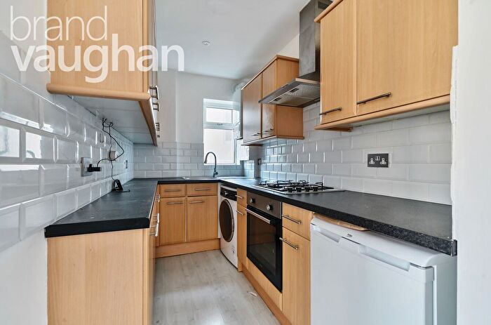 1 Bedroom Flat To Rent In Buckingham Road, Brighton, East Sussex, BN1