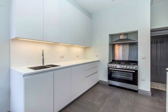 5 Bedroom Leisure Facility Commercial To Rent In North Lodge Terrace, Darlington, County Durham, DL3