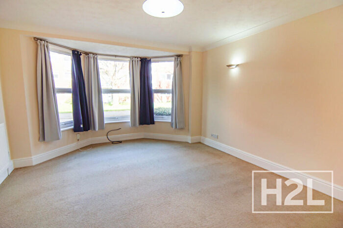 2 Bedroom Flat To Rent In Dugdale House, Harcourt Gardens, Nuneaton, CV11