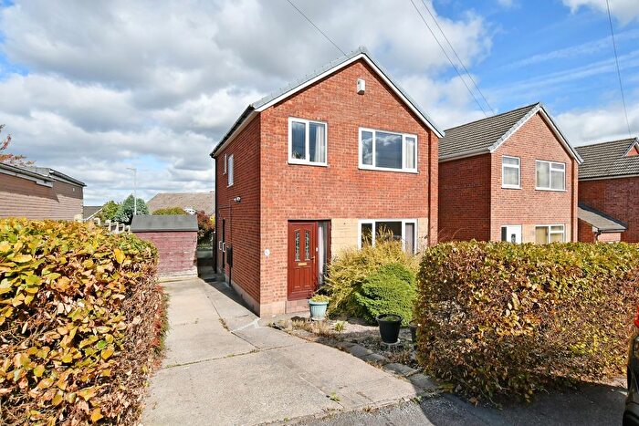 3 Bedroom Detached House For Sale In Shakespeare Crescent, Dronfield, Derbyshire, S18
