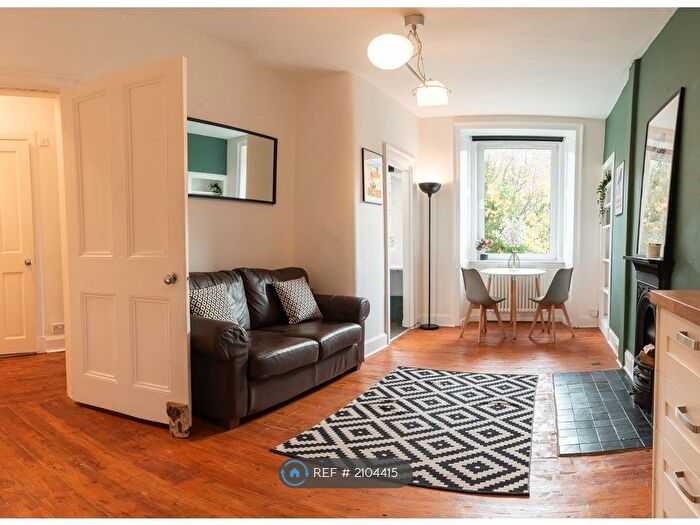 1 Bedroom Flat To Rent In Watson Crescent, Edinburgh, EH11