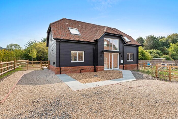 4 Bedroom Detached House To Rent In Old Nursery Place, Askett, HP27