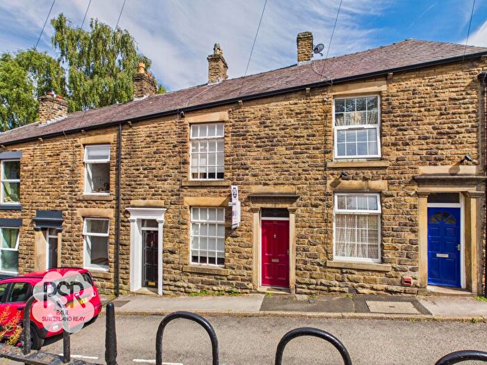 2 Bedroom Terraced House For Sale In High Street, New Mills, SK22