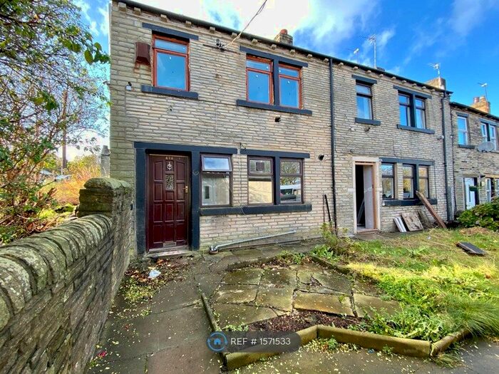 2 Bedroom Terraced House To Rent In Huddersfield Road, Wyke, Bradford, BD12