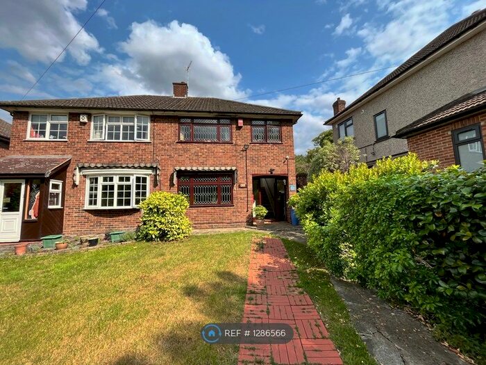 3 Bedroom Semi-Detached House To Rent In Parsonage Lane, Sidcup/Bexley, DA14