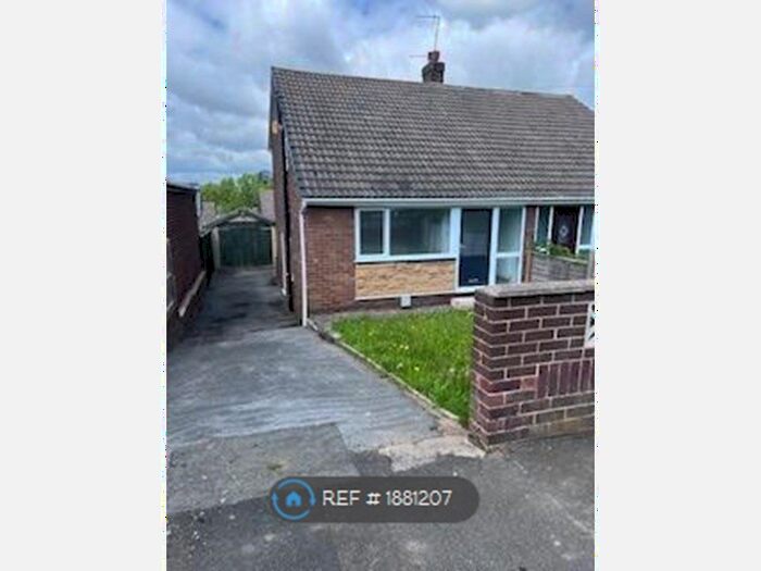 3 Bedroom Semi-Detached House To Rent In Springfield Avenue, Pontefract, WF8