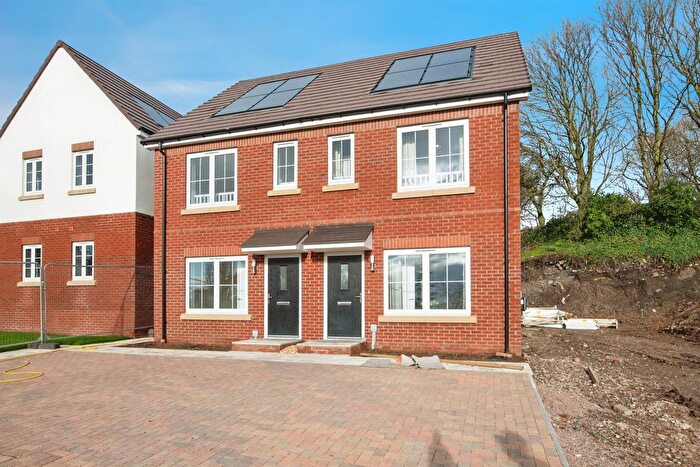 2 Bedroom Semi-Detached House For Sale In Claughton Fields, Dudley, DY2