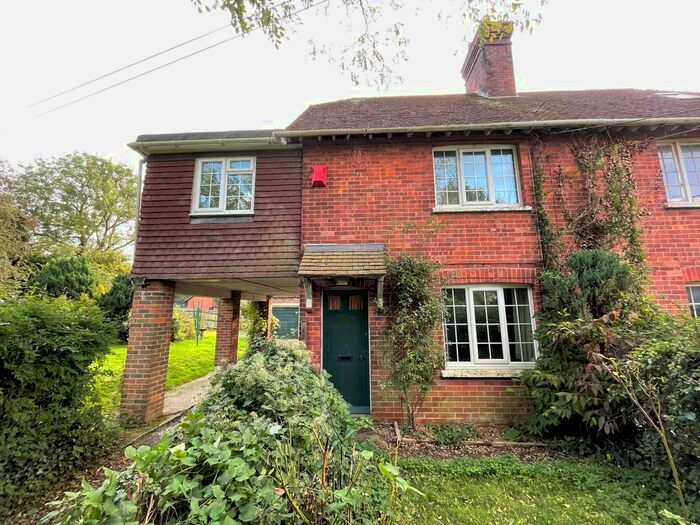 4 Bedroom Cottage For Sale In Station Road, Goudhurst, Cranbrook, TN17