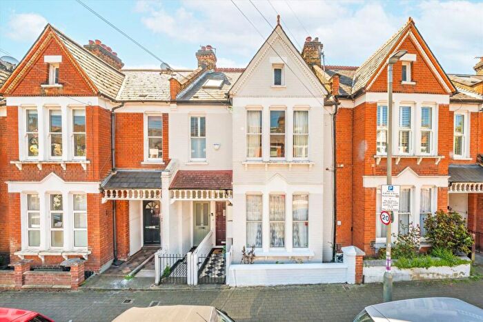 2 Bedroom Flat For Sale In Dagnan Road, Balham, SW12