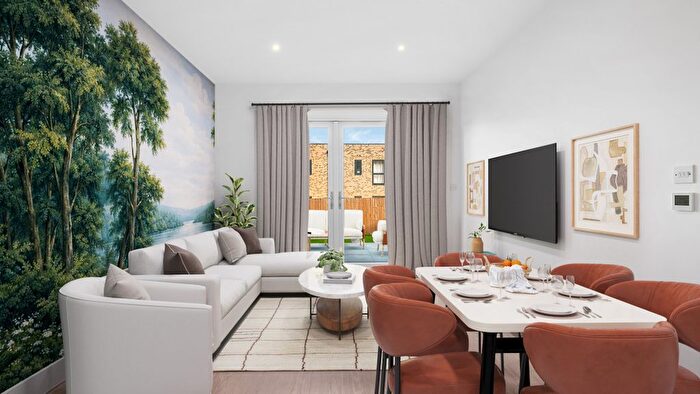 3 Bedroom Property For Sale In Chalk Road, Erith, DA8