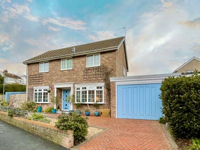 4 Bedroom Detached House For Sale In Sudan Road, Weymouth, DT4