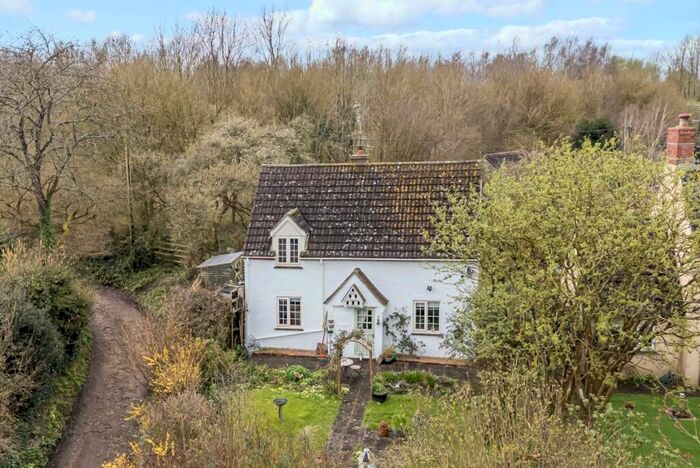 2 Bedroom Cottage For Sale In Eastlands, Sherborne, DT9