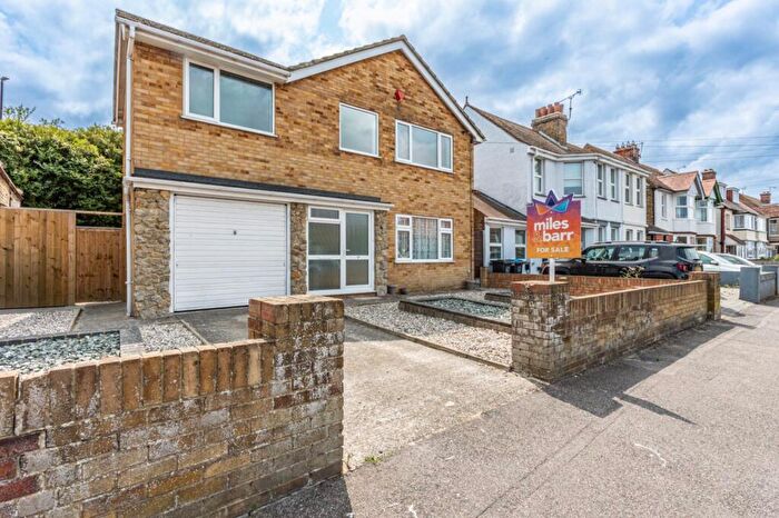 3 Bedroom Detached House For Sale In Westbrook Avenue, Margate, Kent, CT9