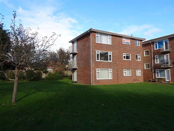 2 Bedroom Flat To Rent In Belgrave Road, Seaford, BN25