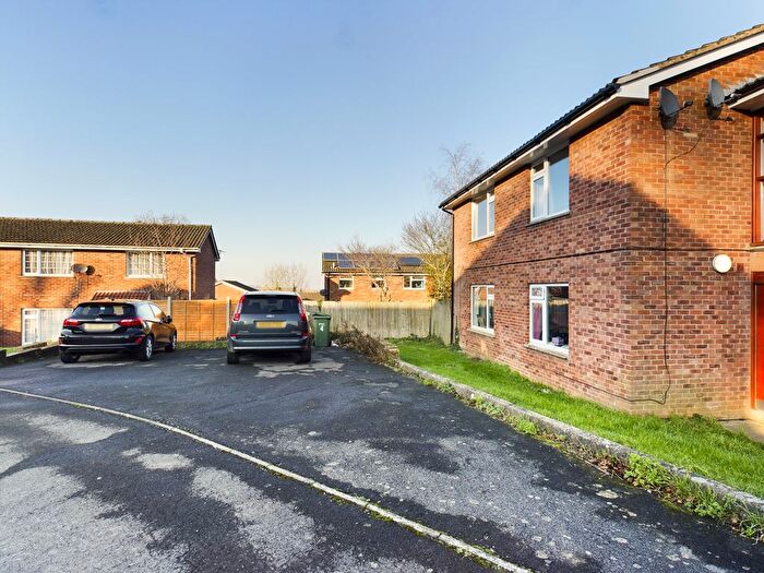 2 Bedroom Flat To Rent In Maple Close, Cam, Dursley, Glos, GL11