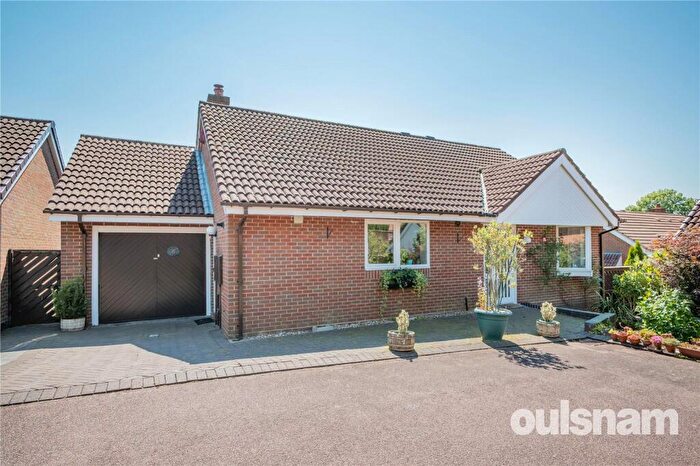 4 Bedroom Bungalow For Sale In Meadow Rise, Bournville, Birmingham, West Midlands, B30