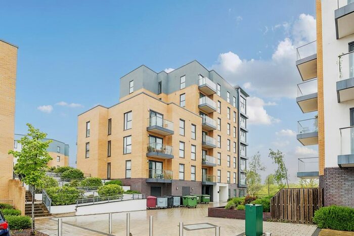 1 Bedroom Apartment To Rent In , Montagu House, Padworth Avenue, Reading, RG2