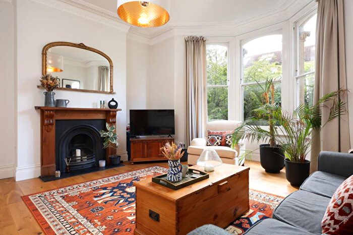 1 Bedroom Flat For Sale In Cromwell Road, St. Andrews, BS6