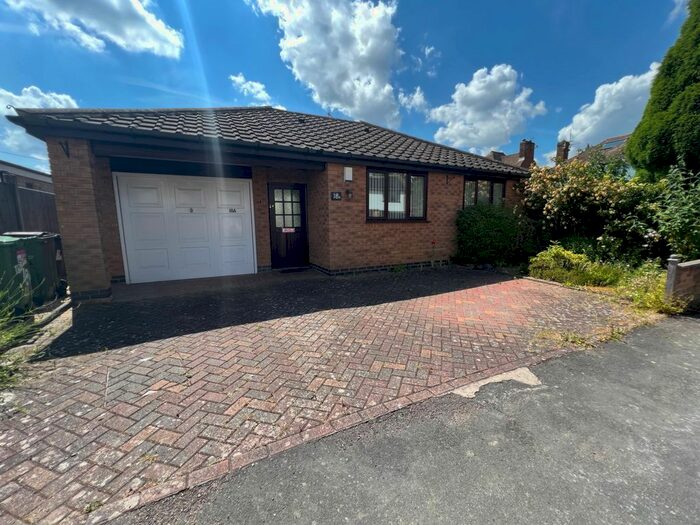 3 Bedroom Bungalow To Rent In Glen Way, Oadby, LE2