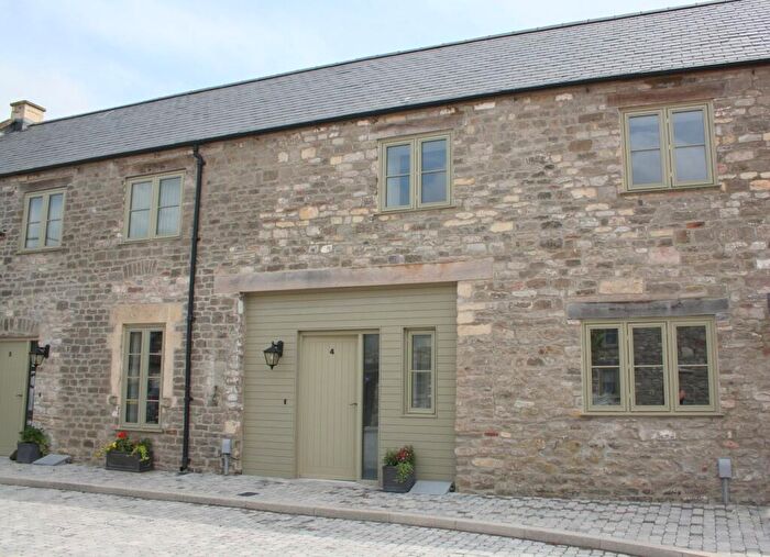 2 Bedroom Terraced House To Rent In Hounds Court, Chipping Sodbury, BS37