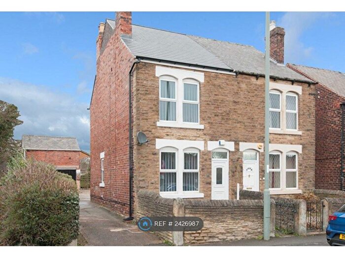 2 Bedroom Semi-Detached House To Rent In Station Road, Halfway, Sheffield, S20