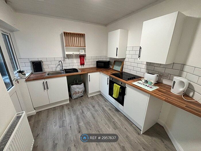 1 Bedroom Flat To Rent In Bank Road, Bootle, L20