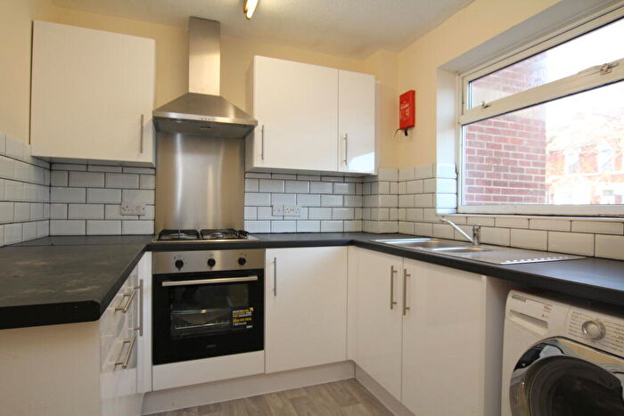 2 Bedroom Terraced House To Rent In Newcastle Street, Swindon, SN1