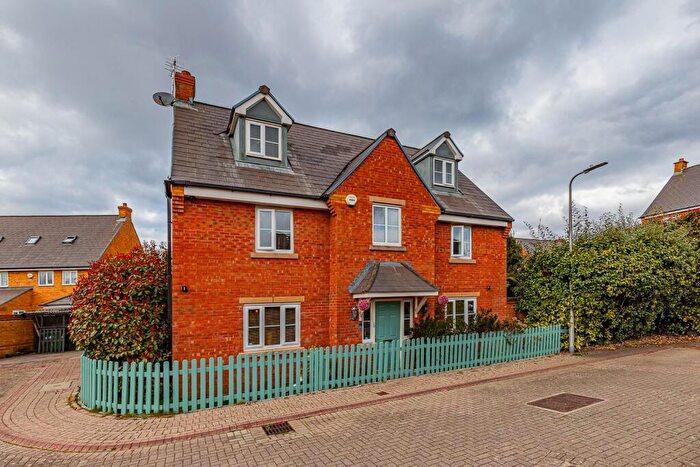 5 Bedroom Detached House For Sale In Clos Yr Erw, Penarth, CF64