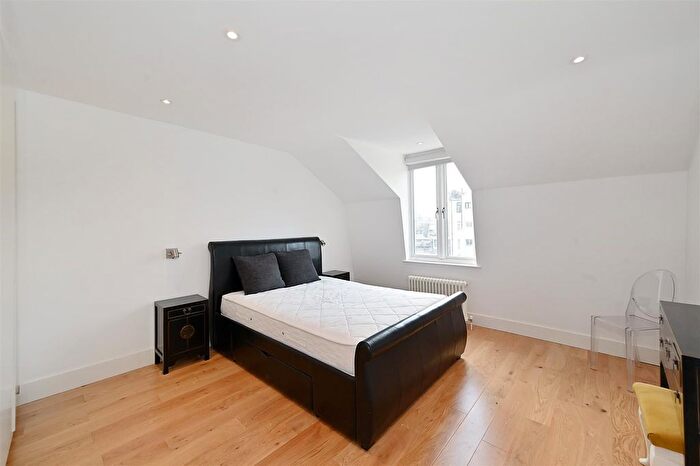 1 Bedroom Flat For Sale In Hans Road, London, SW3