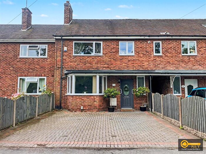 4 Bedroom Terraced House For Sale In Raveloe Drive, Nuneaton, CV11