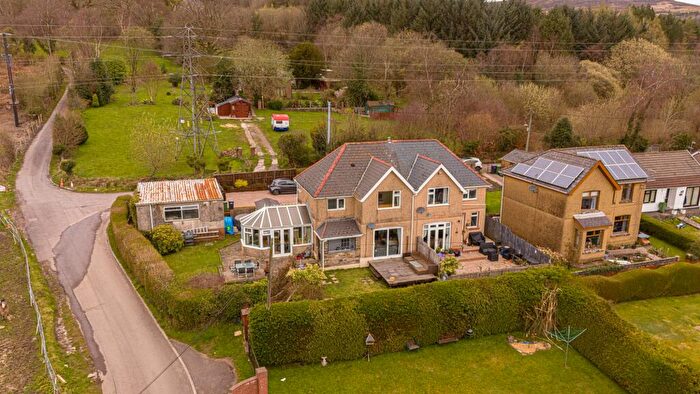 3 Bedroom Semi Detached House For Sale In Castlewood, Talywain, NP4