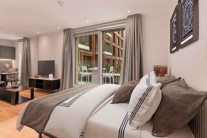 Studio To Rent In Nine Elms Lane, London, SW11