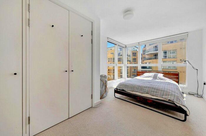 2 Bedroom Flat To Rent In Dovecote House, Canada Water, London, SE16