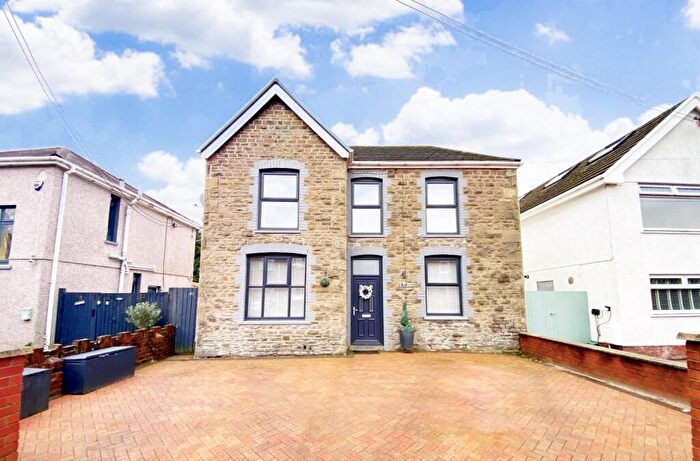 3 Bedroom Detached House For Sale In Lone Road, Clydach, Swansea, City And County Of Swansea., SA6