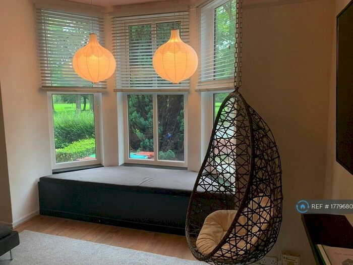 10 Bedroom Terraced House To Rent In Moss Lane East, Manchester, M14