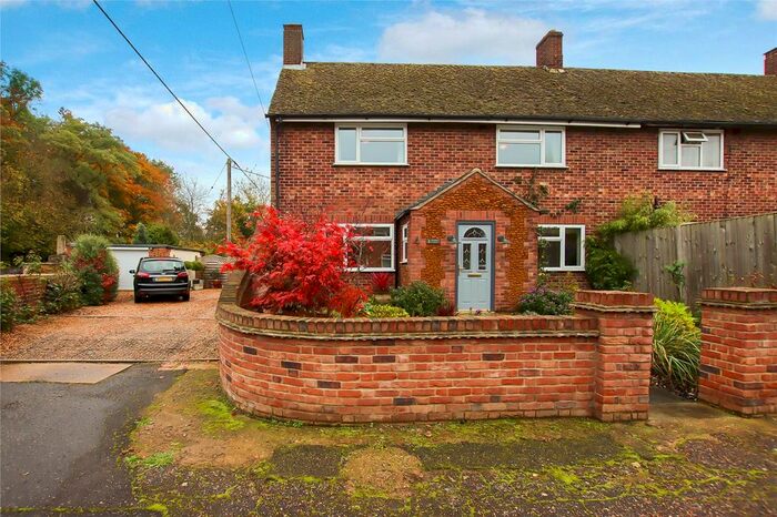 4 Bedroom Semi-Detached House For Sale In Pasture Close, Hillington, King's Lynn PE31