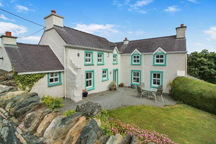 5 Bedroom Detached House For Sale In Bryn Hidil, Mynydd Mechell, Amlwch, LL68