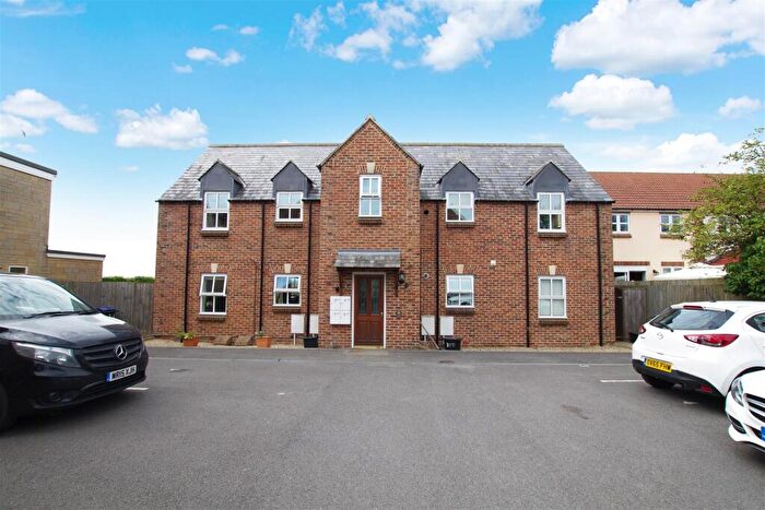 2 Bedroom Apartment To Rent In Buthay Court, Royal Wootton Bassett, SN4