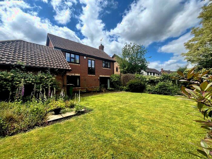4 Bedroom Detached House For Sale In The Coppice, Great Barton, IP31