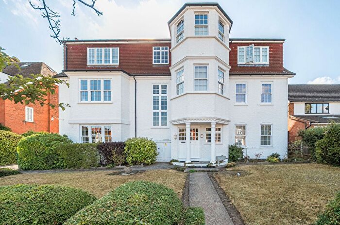 2 Bedroom Flat For Sale In Edward Road, Bromley, BR1