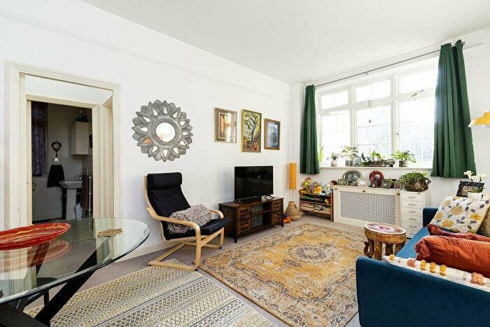 1 Bedroom Flat To Rent In Cleve Road, West Hampstead, NW6